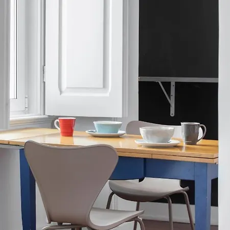 Feeling Coliving - Graca * Lisbon