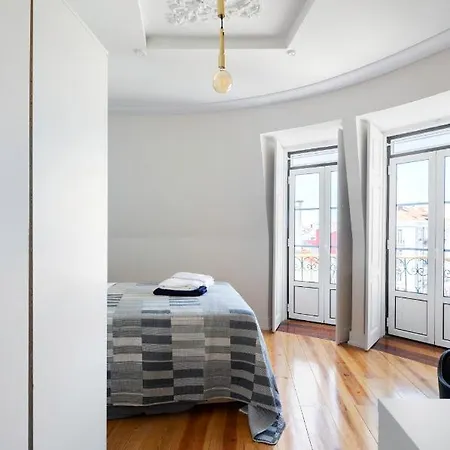 Feeling Coliving - Graca * Lisbon